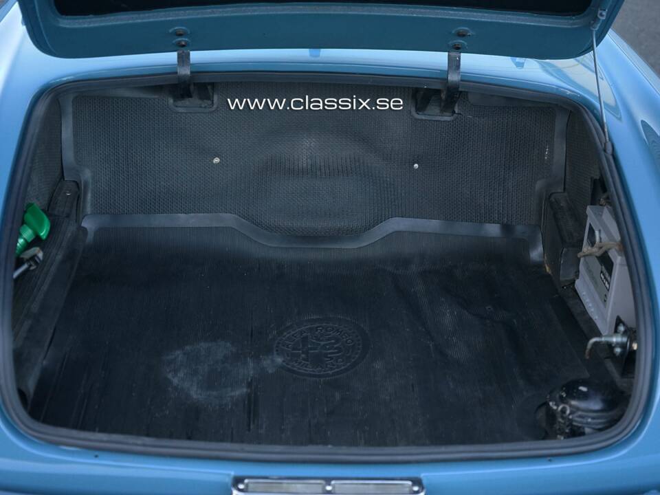 Image 9/18 of Alfa Romeo 2000 Spider (1959)