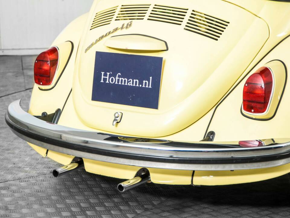 Immagine 26/50 di Volkswagen Käfer 1302 (1971)