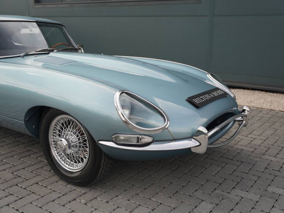 Image 27/50 de Jaguar Type E 3.8 (1962)