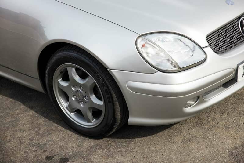 Afbeelding 29/50 van Mercedes-Benz SLK 230 Kompressor (2000)