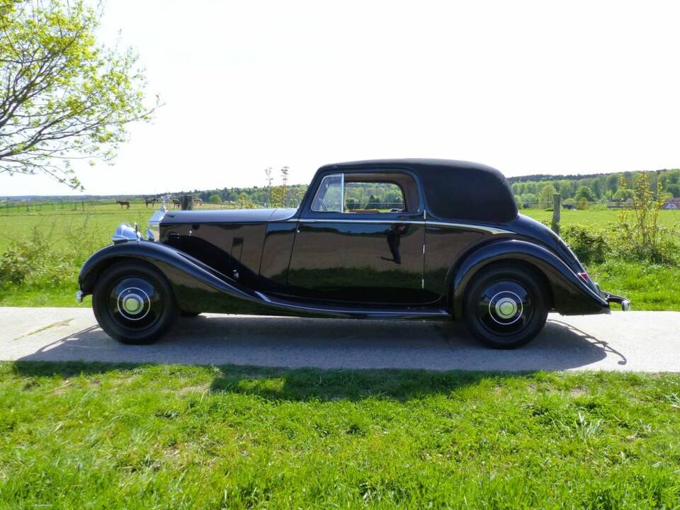 Rolls-Royce 25/30 HP Fixed Head Coupé (FHC) James Young 1936