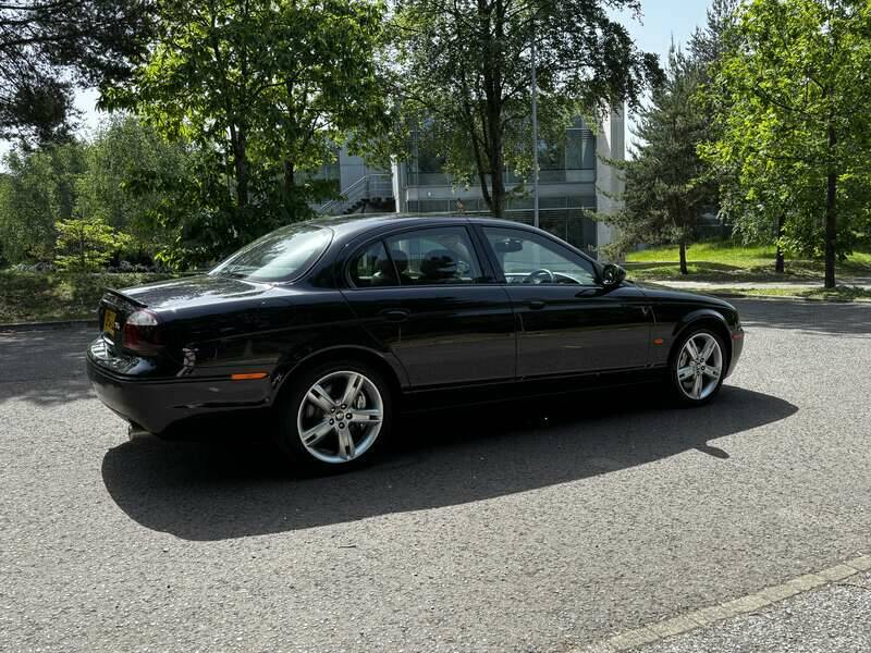Bild 12/50 von Jaguar S-Type 4.2 V8 R (2004)