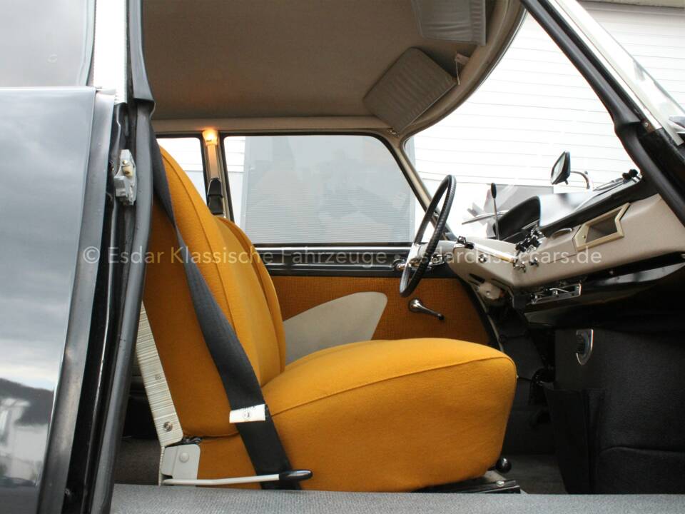Immagine 12/35 di Citroën DS 21 (1968)