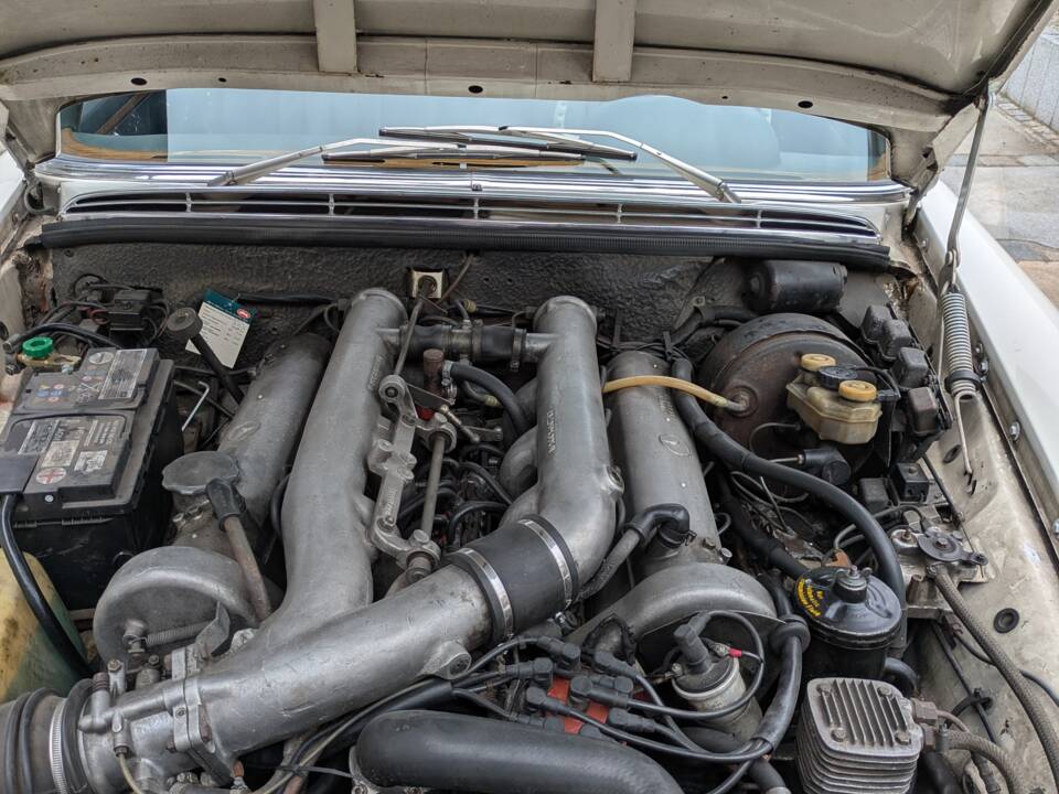 Immagine 23/24 di Mercedes-Benz 300 SEL 6.3 (1972)