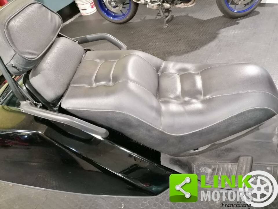 Image 9/10 of Honda DUMMY (1998)
