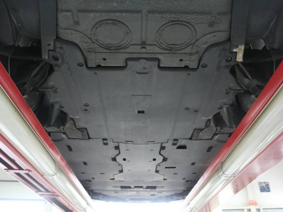 Image 17/50 of Porsche 911 Carrera (2007)