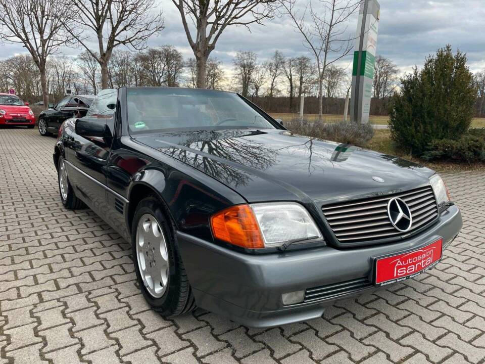 Image 4/20 of Mercedes-Benz 500 SL (1992)