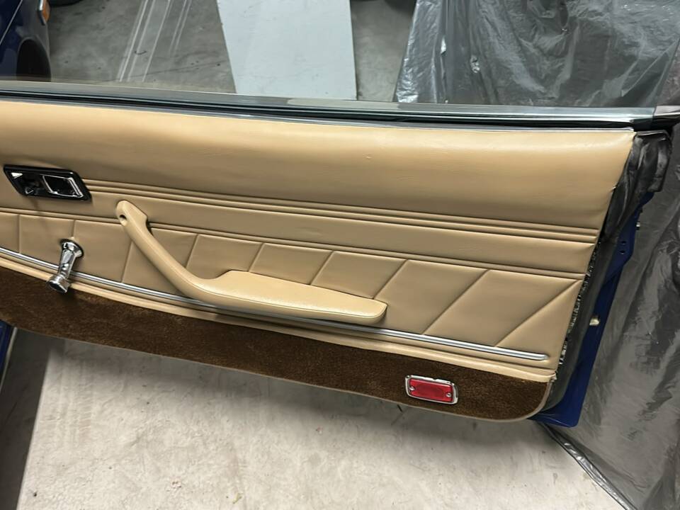 Image 13/18 of Toyota Celica ST (1976)