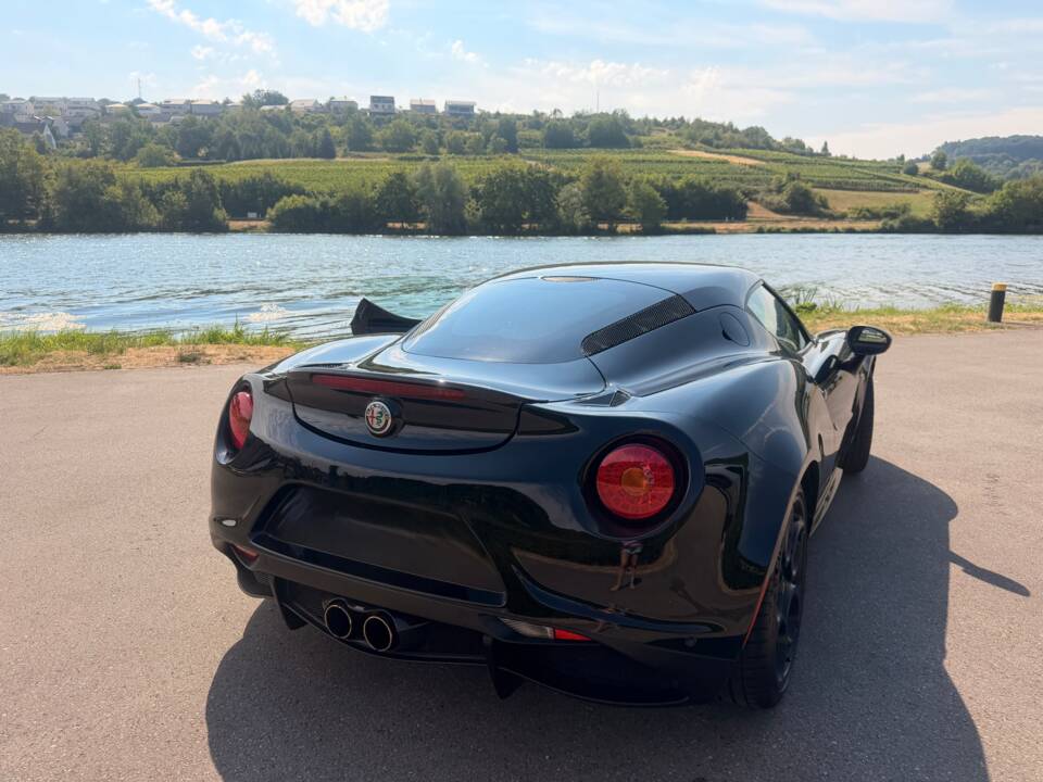 Bild 8/16 von Alfa Romeo 4C (2016)