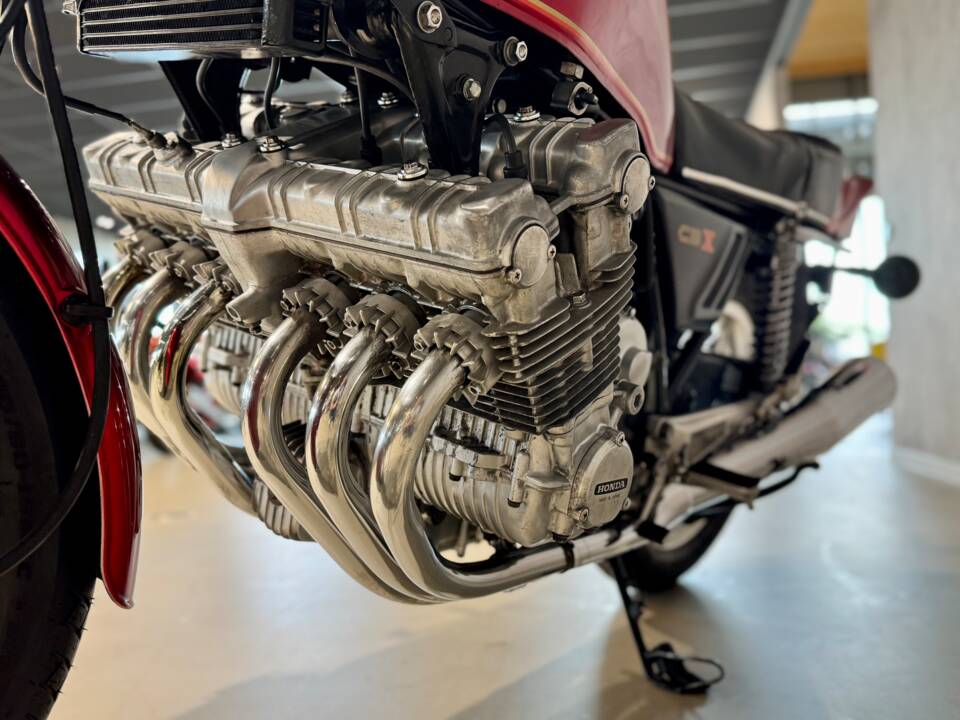 Image 27/34 of Honda DUMMY (1981)