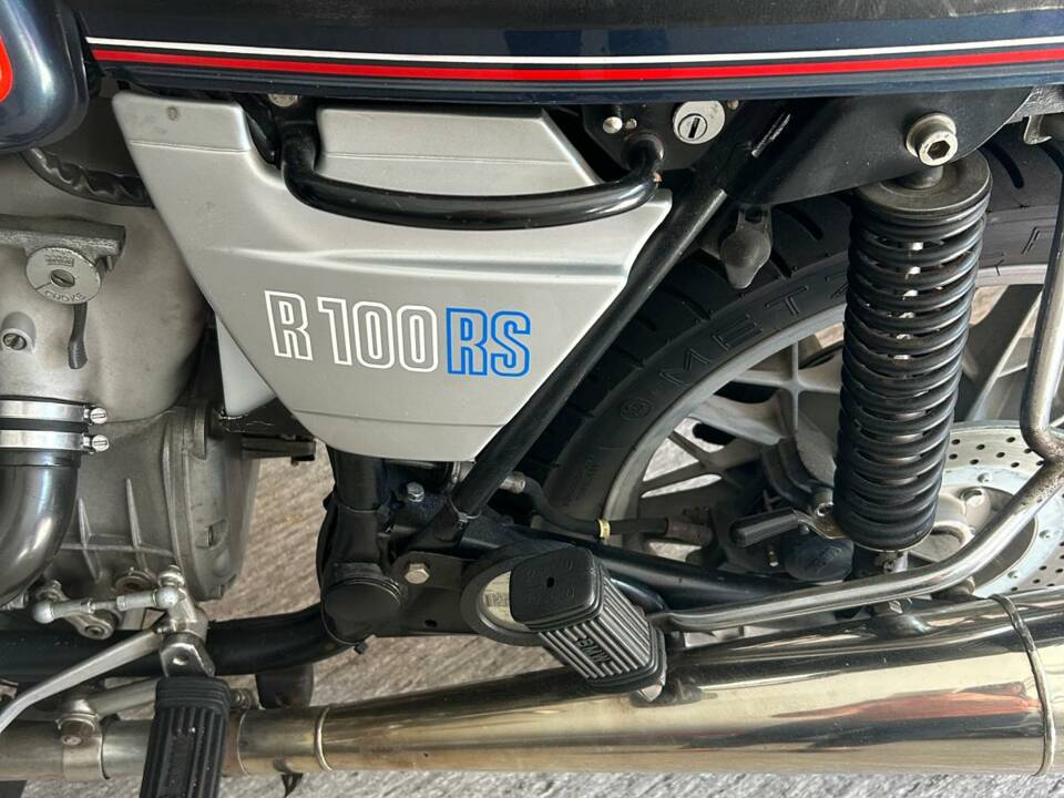 Bild 3/4 von BMW DUMMY (1981)