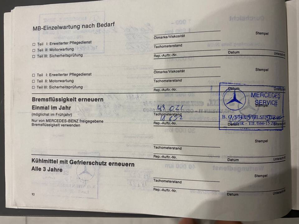 Image 60/63 of Mercedes-Benz 500 SEC (1984)