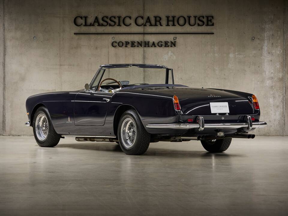 Image 22/100 of Ferrari 250 GT (1962)