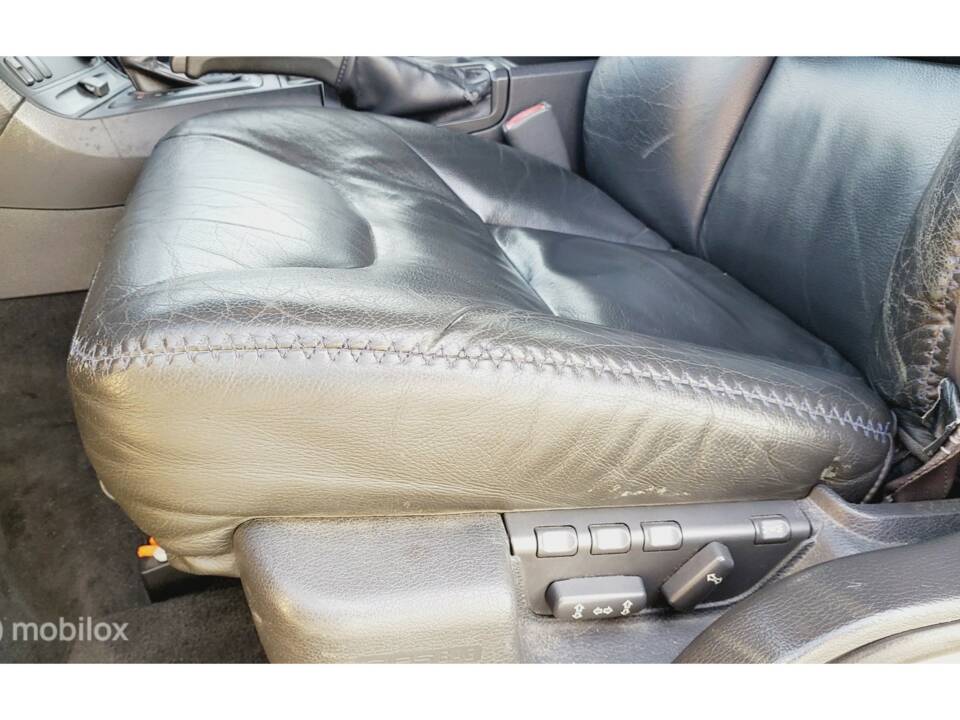 Bild 17/29 von Volvo XC70 2.4T (2001)