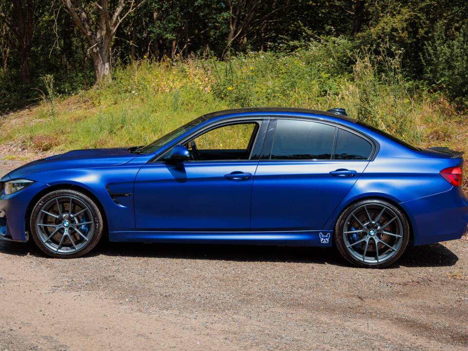 Image 7/37 of BMW M3 (2019)