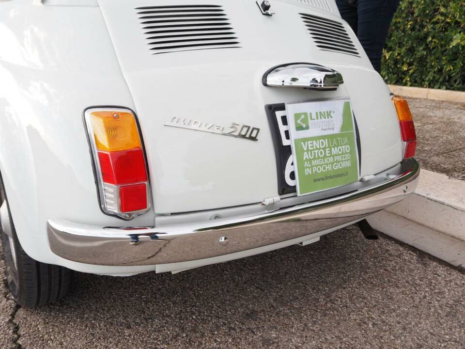Image 33/50 of FIAT 500 F (1972)