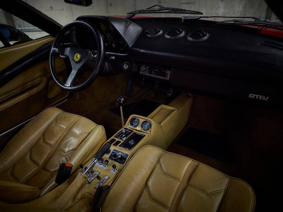 Image 75/100 of Ferrari 308 GTB Quattrovalvole (1983)