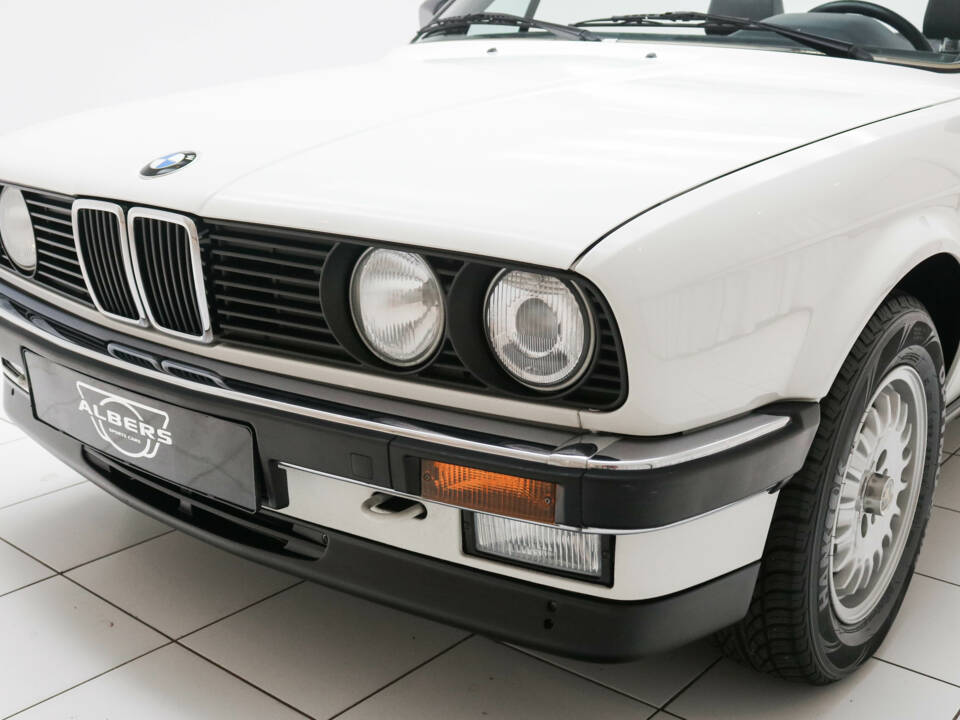 Imagen 14/22 de BMW 325i (1989)