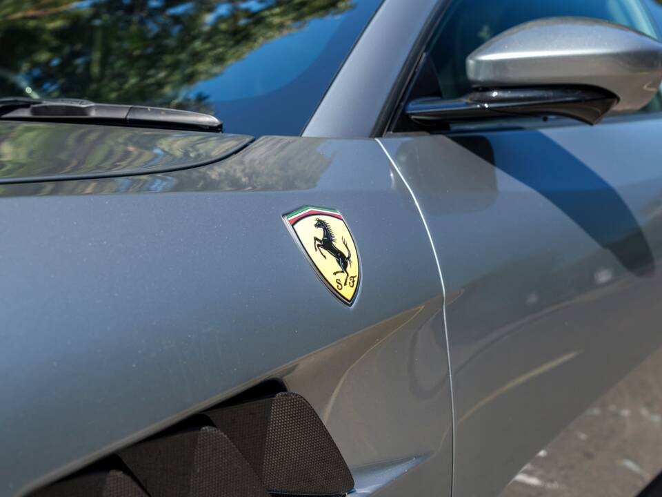 Bild 10/36 von Ferrari GTC4Lusso T (2020)