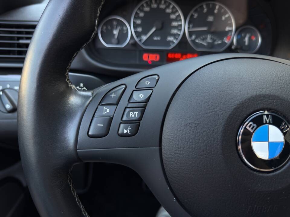 Afbeelding 38/42 van BMW 330Ci (2006)