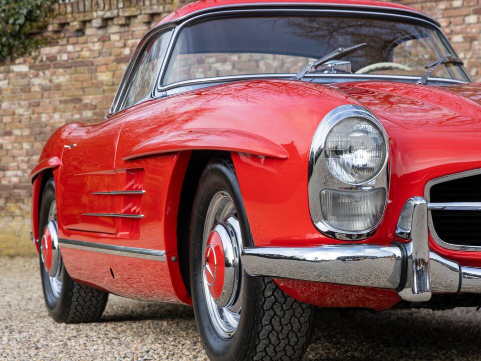 Image 28/50 of Mercedes-Benz 300 SL Roadster (1957)