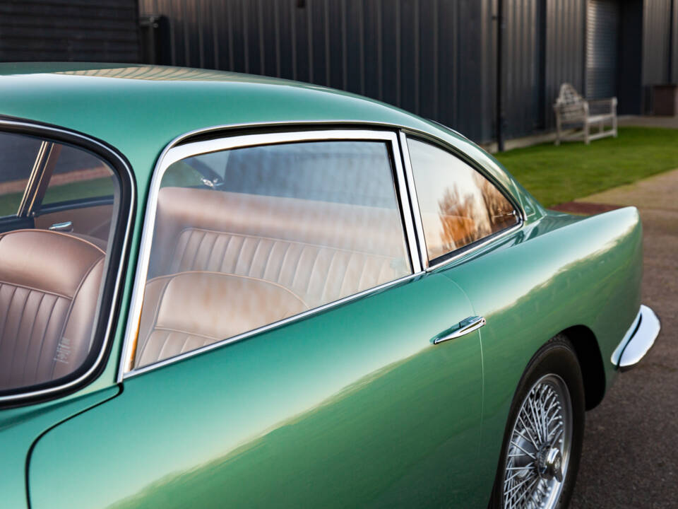 Bild 31/78 von Aston Martin DB 4 (1960)