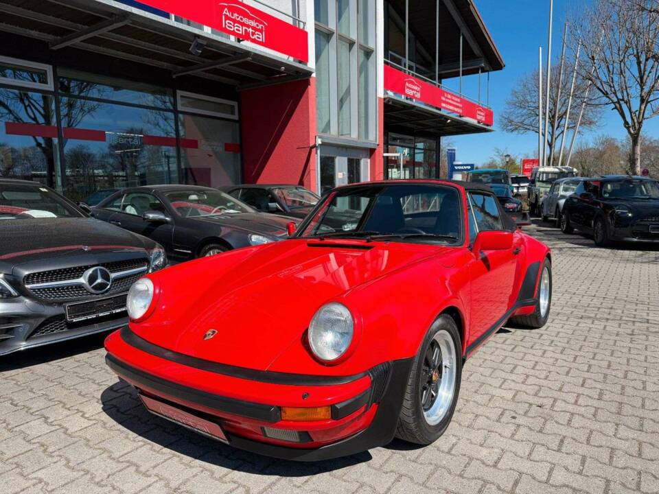 Imagen 19/35 de Porsche 911 Carrera 3.2 (1985)