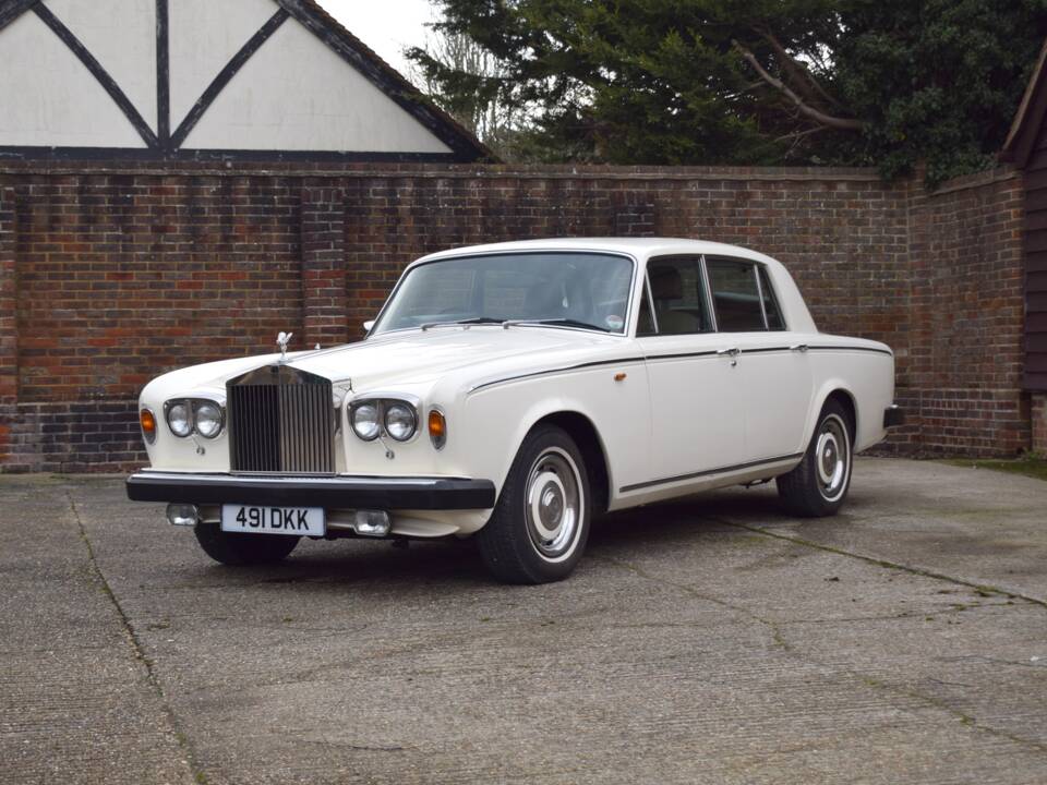 Image 35/50 of Rolls-Royce Silver Shadow II (1979)