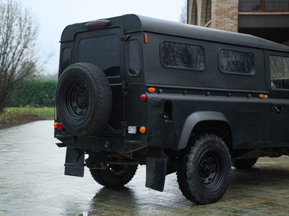 Bild 15/50 von Land Rover 90 (1985)