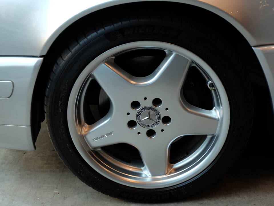 Bild 45/63 von Mercedes-Benz SL 320 &quot;Final Edition&quot; (2001)