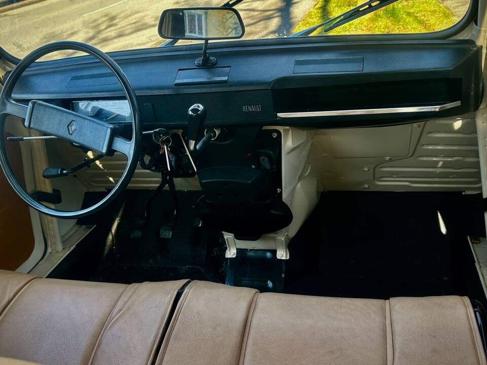 Immagine 7/30 di Renault R 4 (1980)