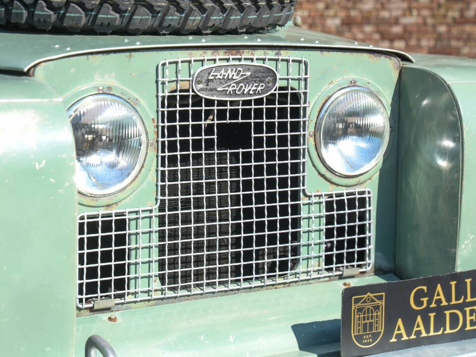 Image 20/50 of Land Rover 88 (1965)
