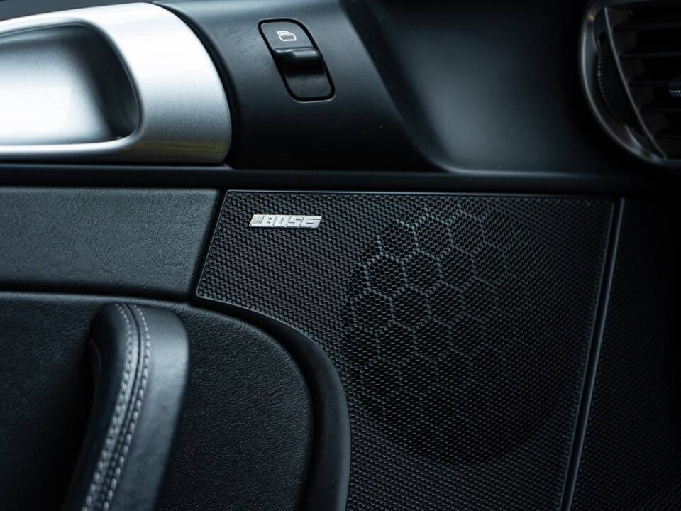Image 19/50 of Porsche 911 Carrera S (2010)