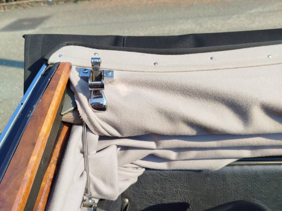 Immagine 54/74 di Jaguar XK 140 SE DHC (1955)