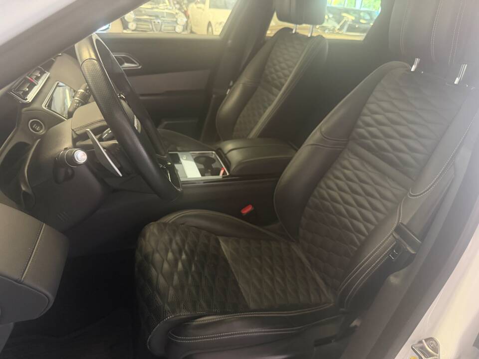 Bild 11/12 von Land Rover Range Rover Velar SVAutobiography (2019)