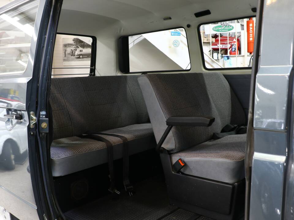 Bild 24/50 von Volkswagen T3 Caravelle GL 1.9 (1987)