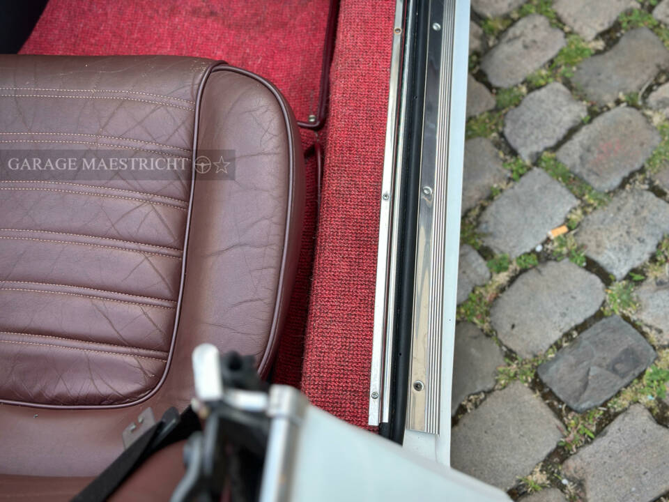 Imagen 19/98 de Alfa Romeo 2000 Spider Veloce (1981)