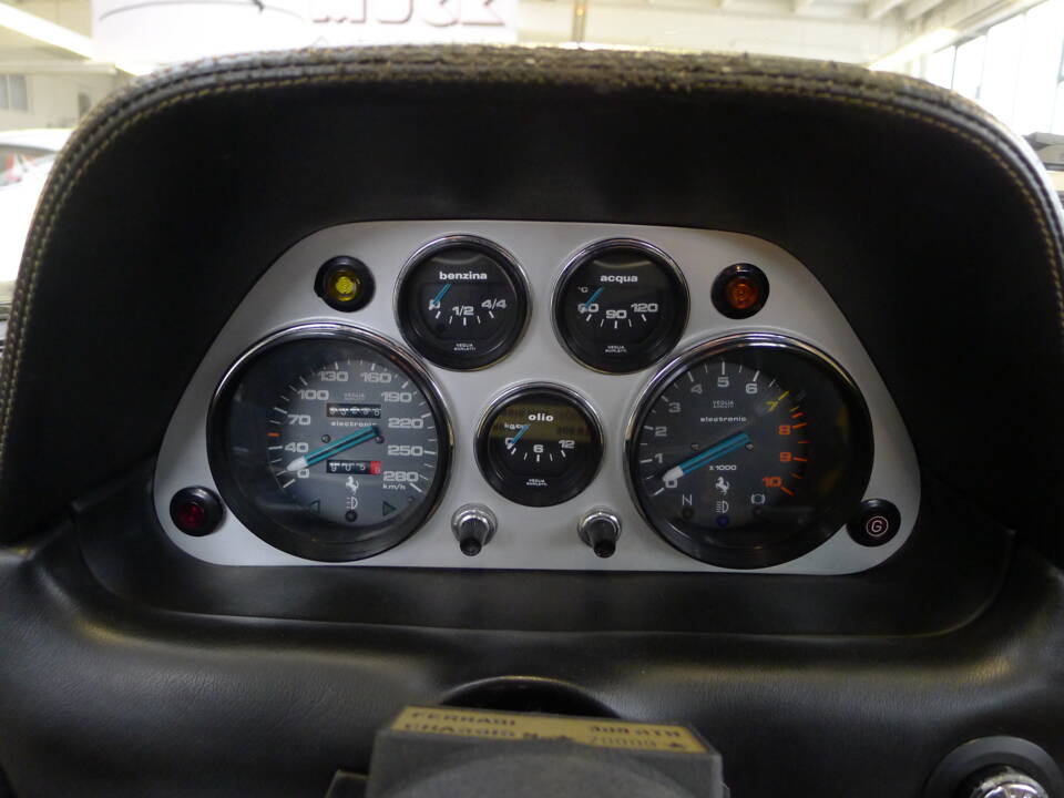 Bild 12/40 von Ferrari 308 GTB (1976)
