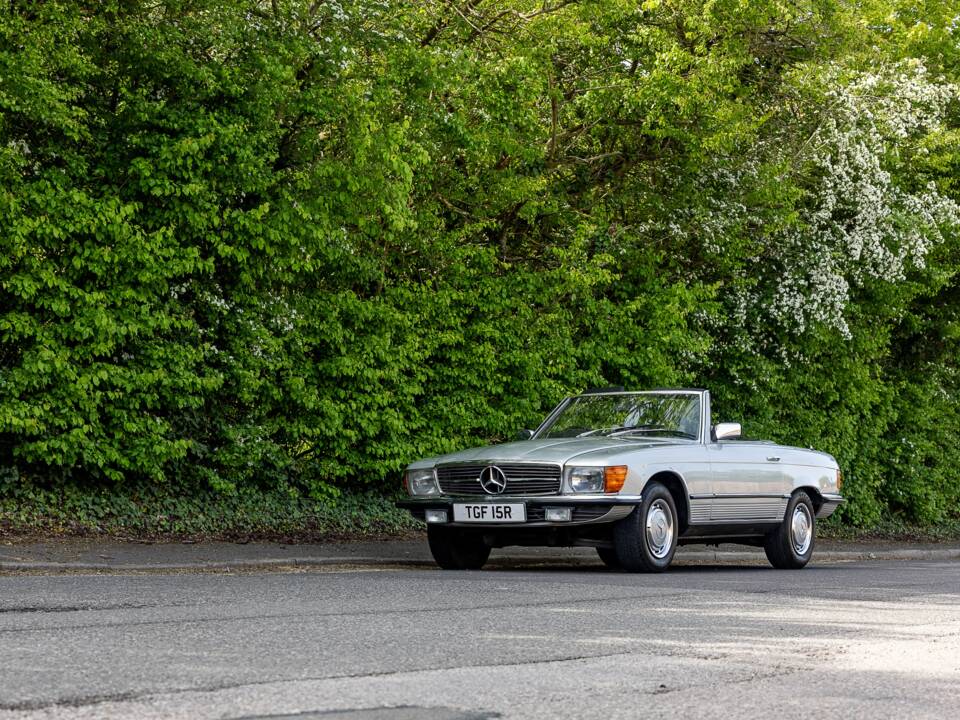 Bild 41/45 von Mercedes-Benz 450 SL (1977)