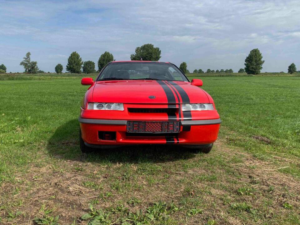 Bild 13/35 von Opel Calibra 2,0 (1991)