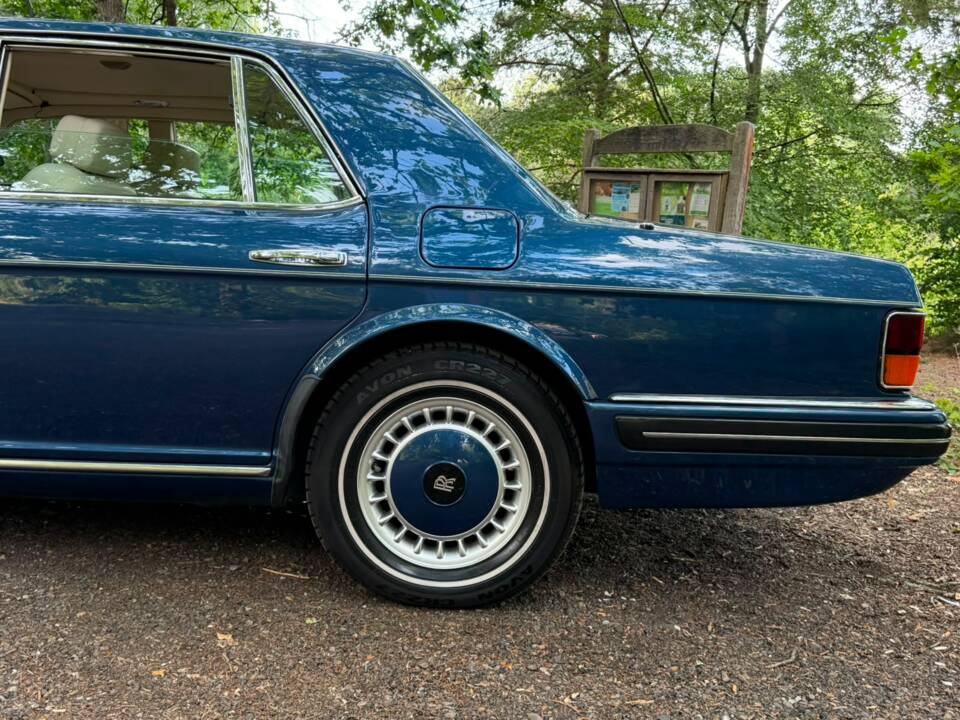 Image 19/46 of Rolls-Royce Silver Spirit III (1996)