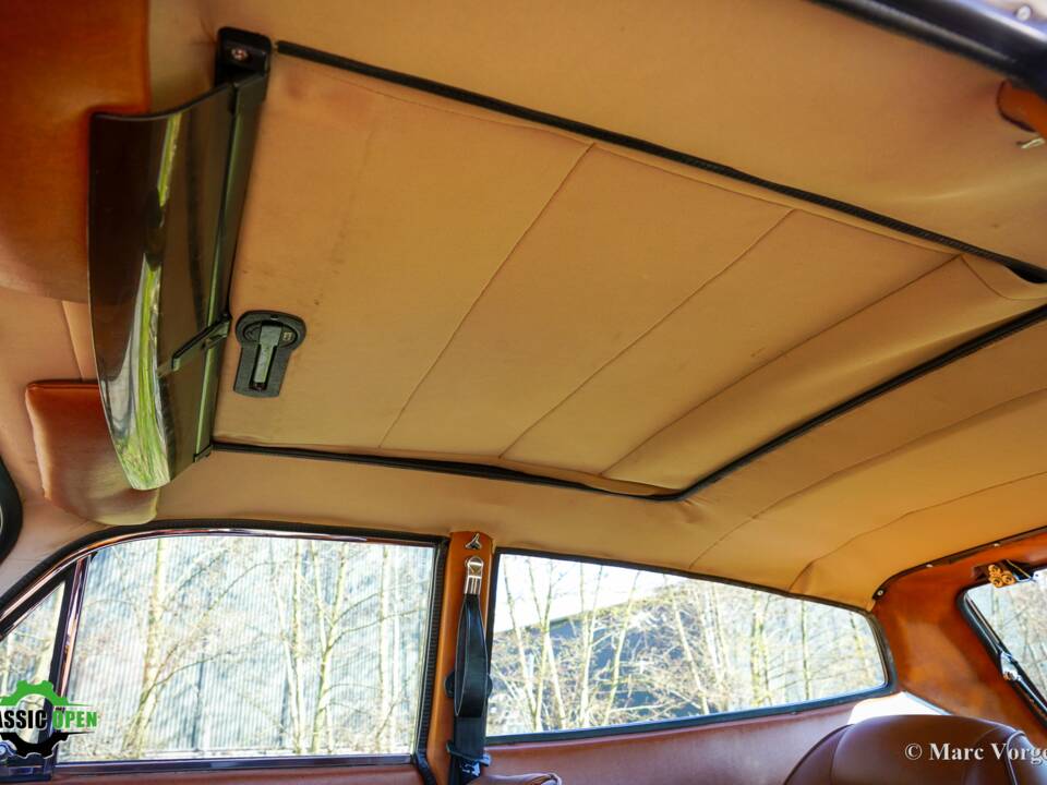 Imagen 11/45 de Reliant Scimitar GTE (1973)