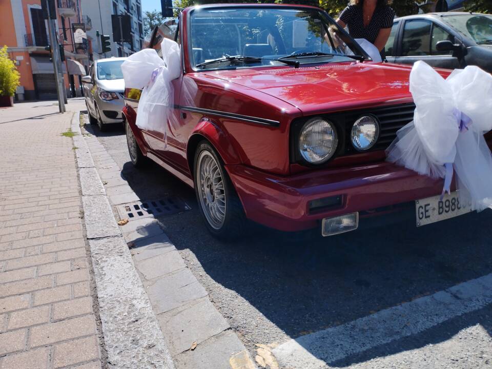 Image 28/55 de Volkswagen Golf Mk I Convertible 1.6 (1990)