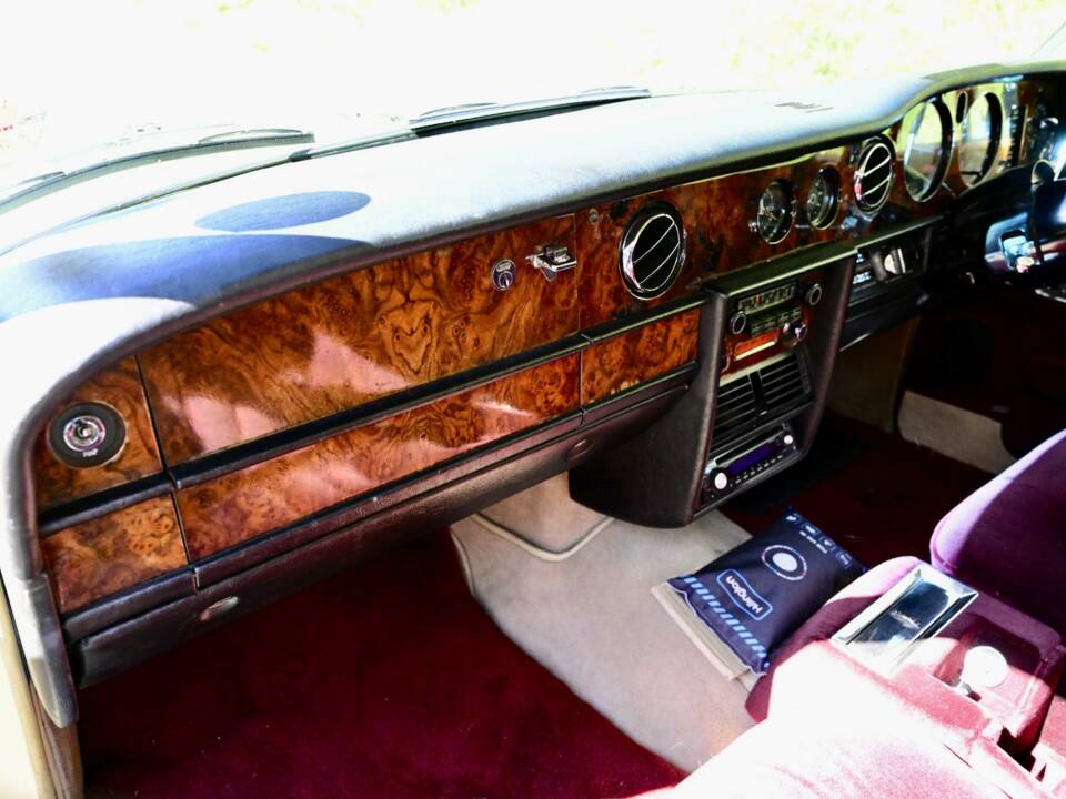 Bild 38/50 von Rolls-Royce Silver Shadow I (1977)