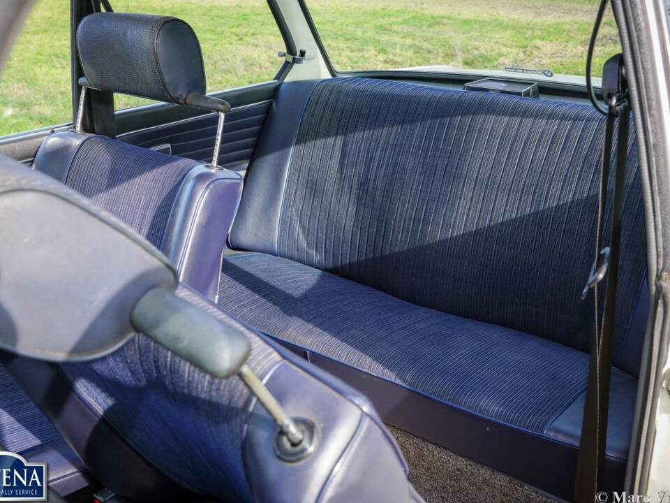 Bild 28/35 von BMW 2002 tii (1973)