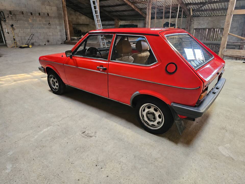 Image 3/12 of Volkswagen Polo I 0.9 (1981)