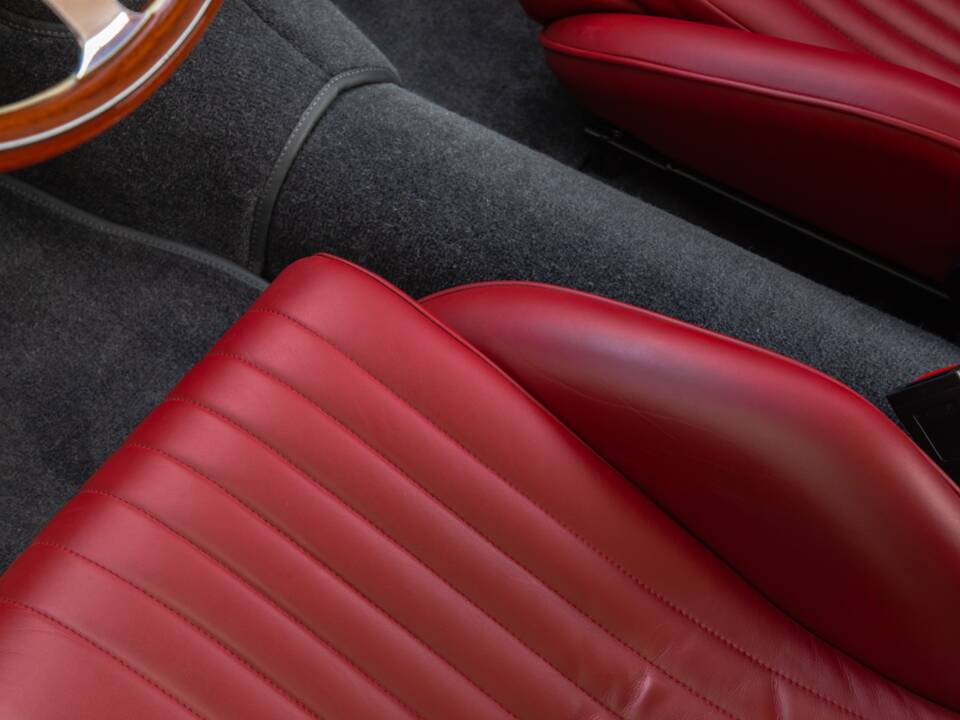 Image 24/50 de Alfa Romeo Giulia Nuova Super 1600 (1968)