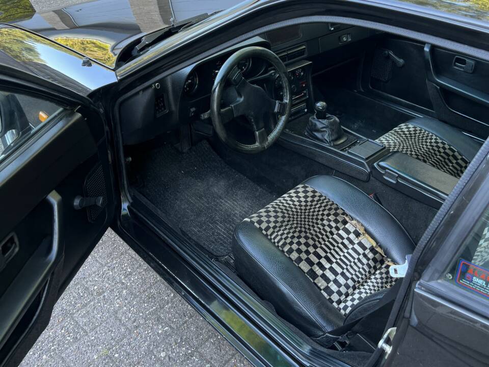 Image 8/8 de Porsche 924 (1983)