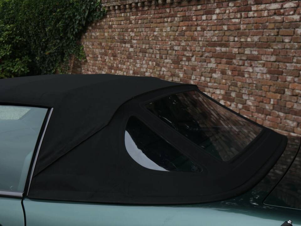 Image 9/50 of Mercedes-Benz 300 SL-24 (1992)
