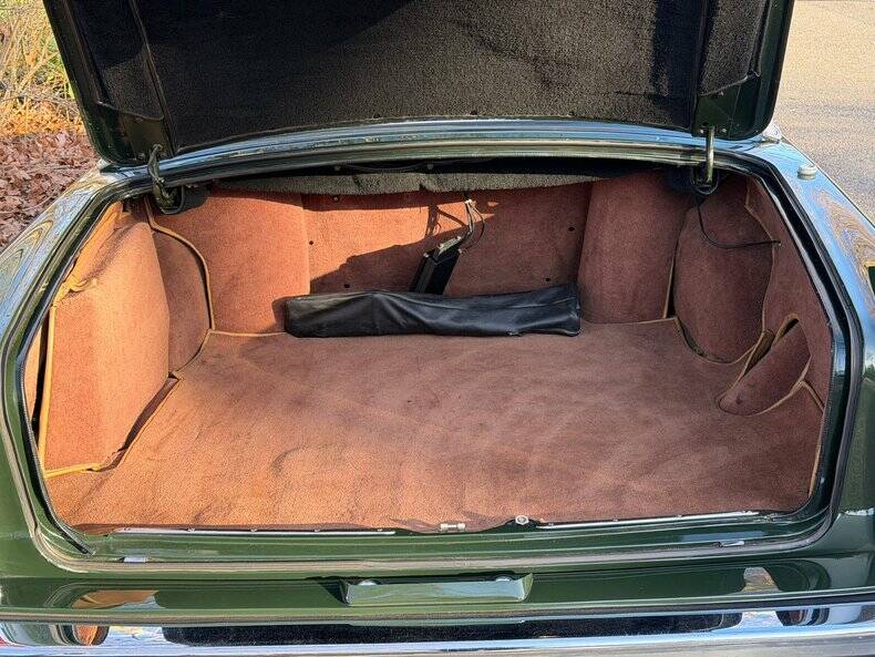 Immagine 29/50 di Rolls-Royce Silver Shadow II (1979)